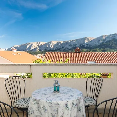 Apartment Glorija With Balcony