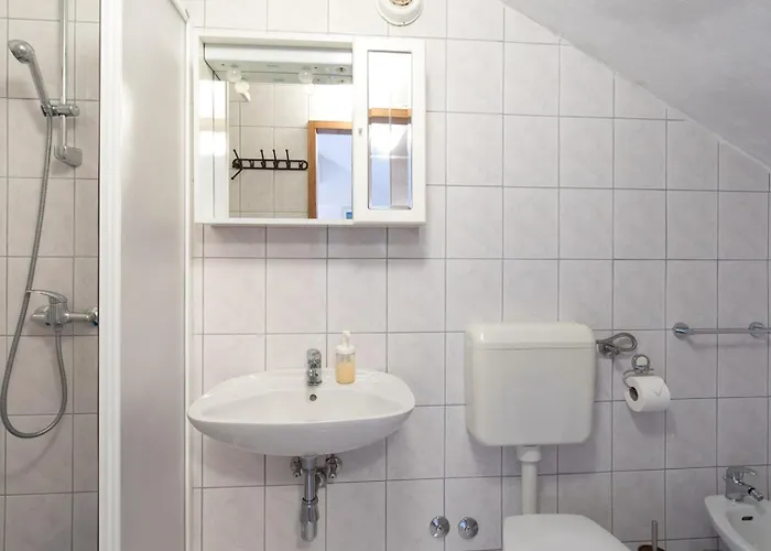 Апартаменты Glorija With Balcony Башка