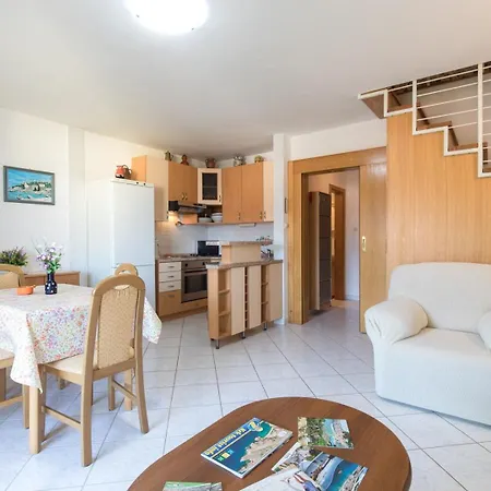 Glorija With Balcony *